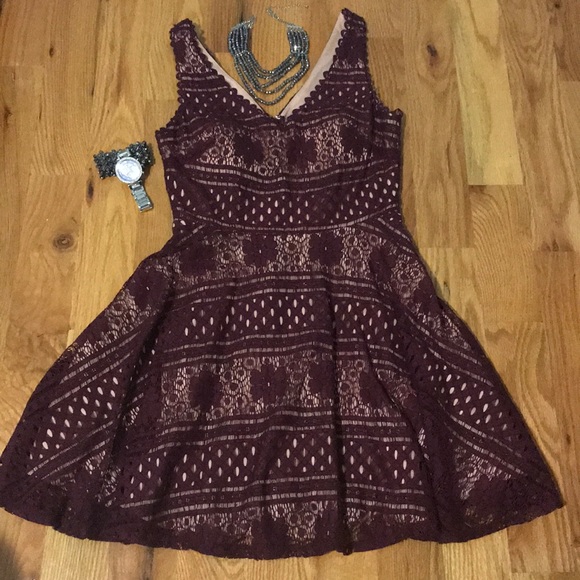 Cute‎ dress - Picture 1 of 2